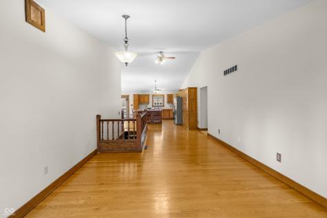 10284 S 550 W Columbus IN 47201