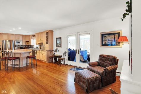656 Spring Hills Drive Zionsville IN 46077