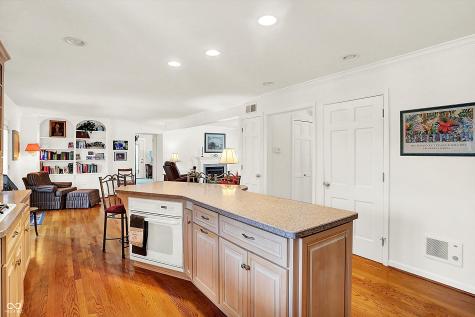 656 Spring Hills Drive Zionsville IN 46077