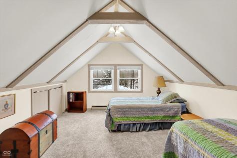 656 Spring Hills Drive Zionsville IN 46077