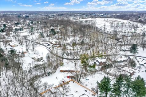 656 Spring Hills Drive Zionsville IN 46077