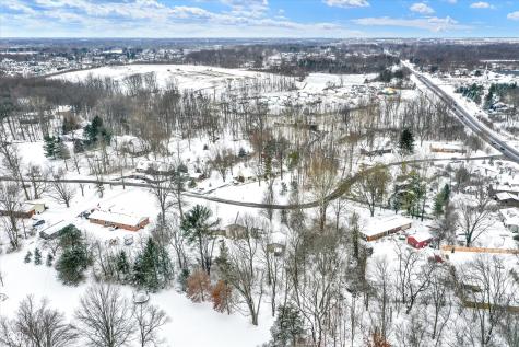 656 Spring Hills Drive Zionsville IN 46077