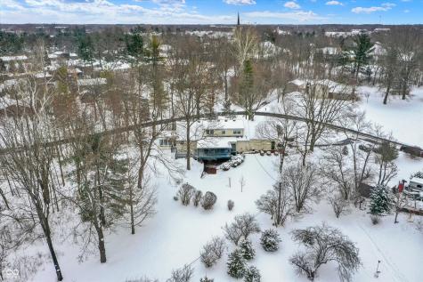 656 Spring Hills Drive Zionsville IN 46077
