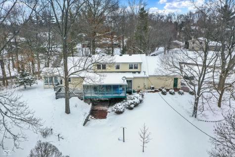 656 Spring Hills Drive Zionsville IN 46077