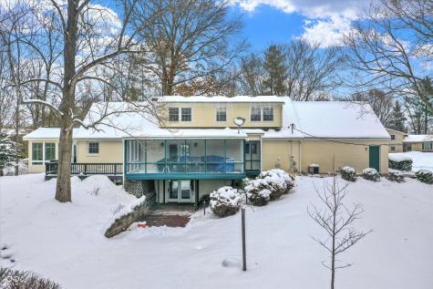 656 Spring Hills Drive Zionsville IN 46077