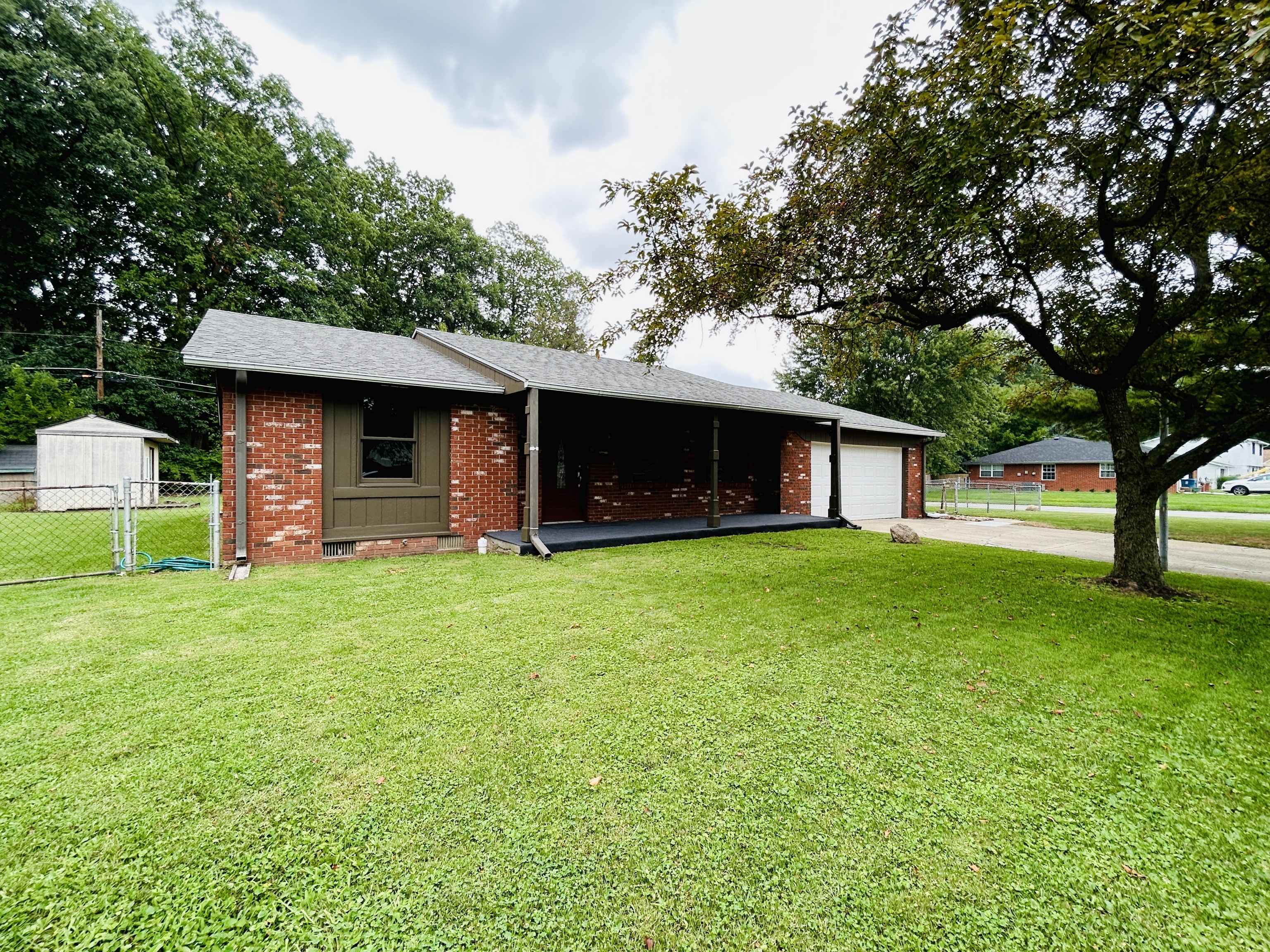 915 Aberdeen Drive Indianapolis IN 46241