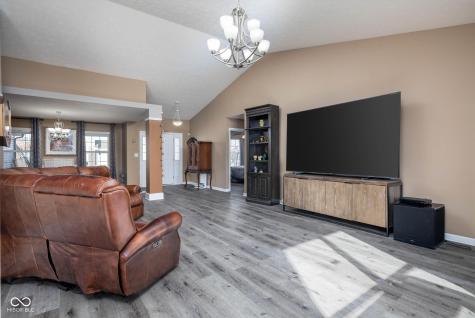 1511 Amberwoods Court Indianapolis IN 46239