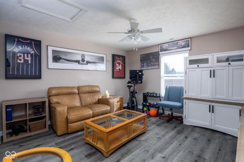 1511 Amberwoods Court Indianapolis IN 46239
