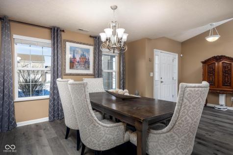 1511 Amberwoods Court Indianapolis IN 46239