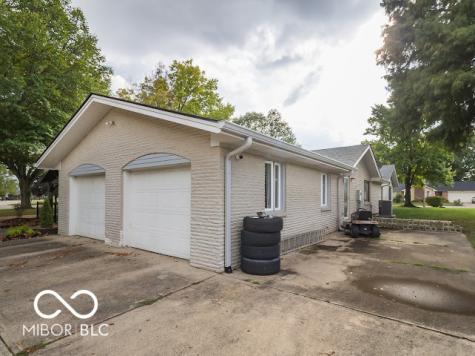 265 Raintree Drive Danville IN 46122