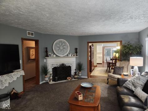 1322 Greenway Drive Anderson IN 46011