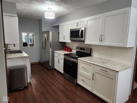 1322 Greenway Drive Anderson IN 46011