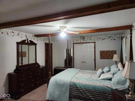 1322 Greenway Drive Anderson IN 46011