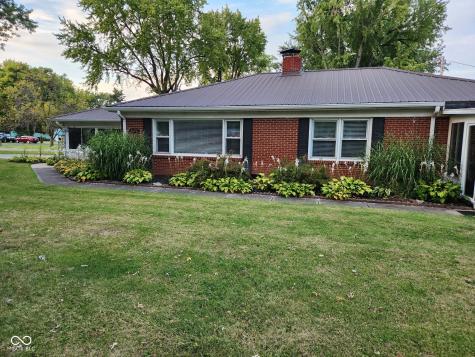 1322 Greenway Drive Anderson IN 46011