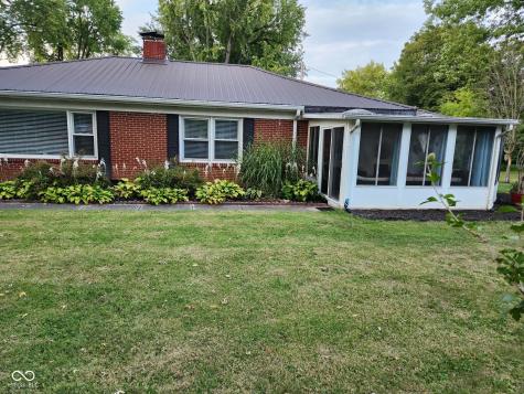 1322 Greenway Drive Anderson IN 46011