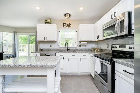 15084 Dry Creek Road Noblesville IN 46060