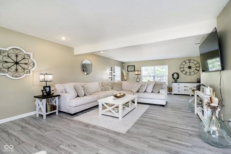 15084 Dry Creek Road Noblesville IN 46060