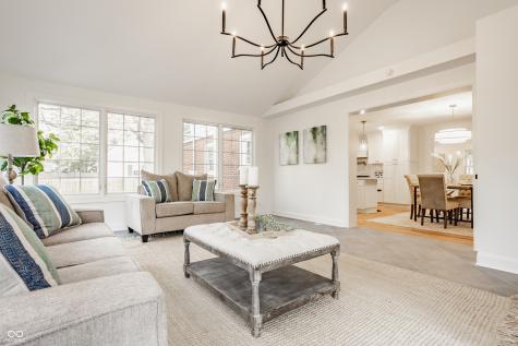 3750 Briarwood Drive Indianapolis IN 46240