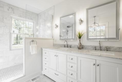 3750 Briarwood Drive Indianapolis IN 46240