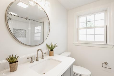 3750 Briarwood Drive Indianapolis IN 46240
