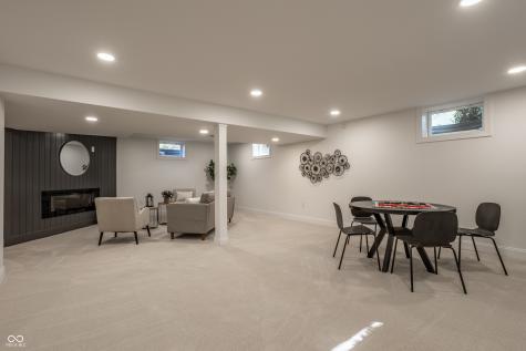 3750 Briarwood Drive Indianapolis IN 46240