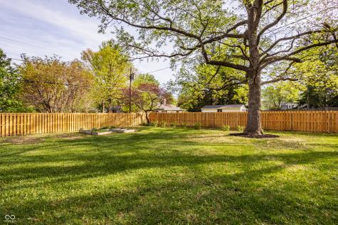 3750 Briarwood Drive Indianapolis IN 46240