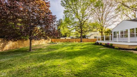 3750 Briarwood Drive Indianapolis IN 46240
