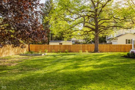 3750 Briarwood Drive Indianapolis IN 46240