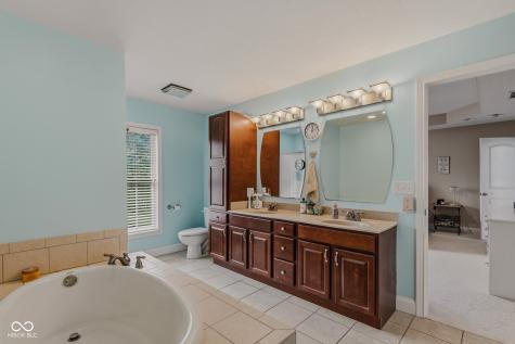 3839 Meadowbrook Drive Seymour IN 47274
