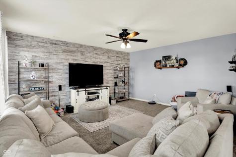 954 Sorrell Pass Greenwood IN 46143