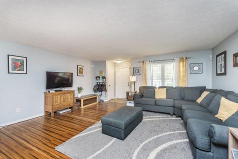 3870 Crest Point Drive Westfield IN 46062