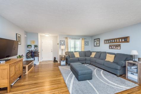 3870 Crest Point Drive Westfield IN 46062
