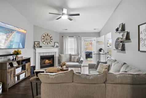 5042 Emmert Drive Indianapolis IN 46221