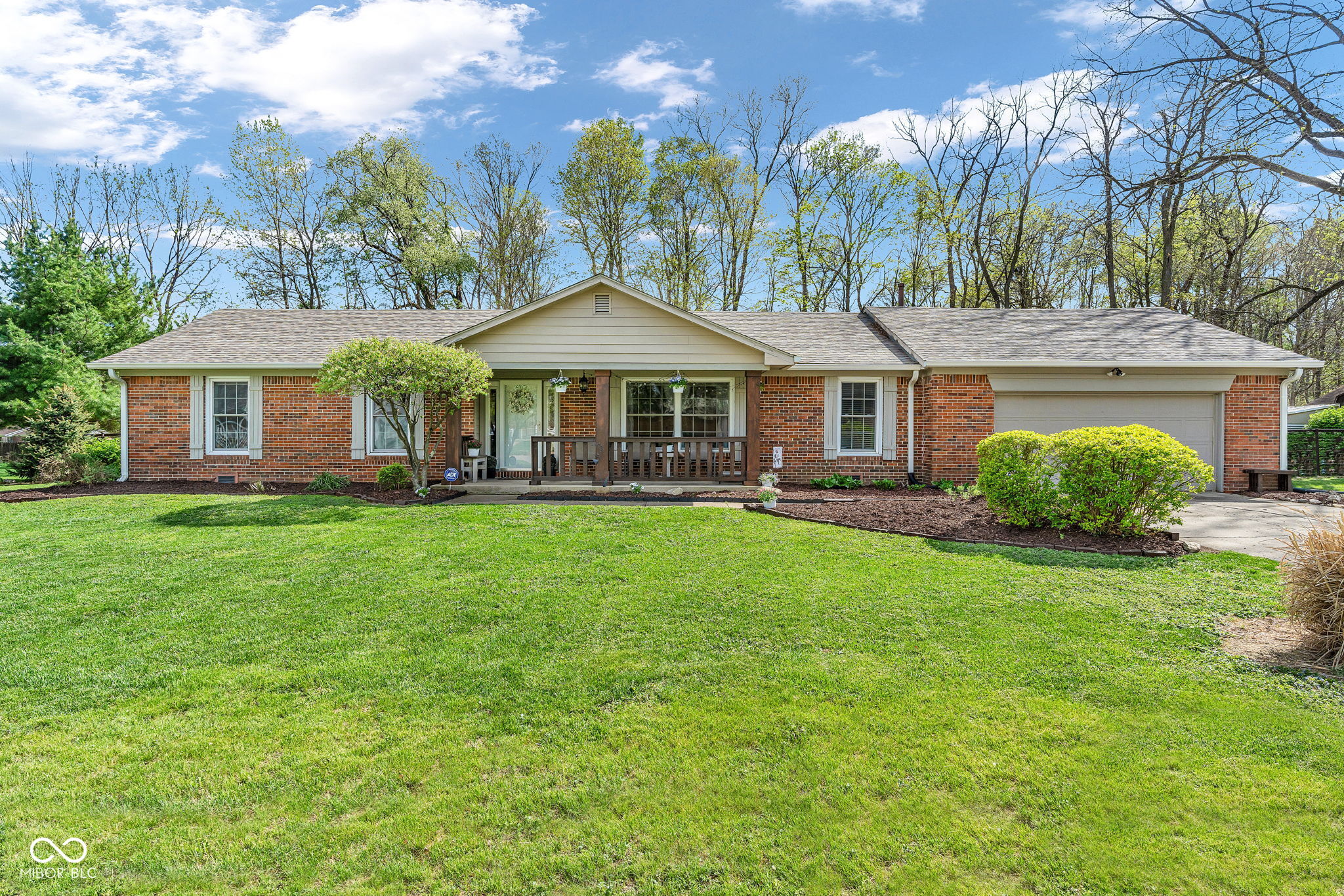 10345 Whispering Winds Street Indianapolis IN 46234