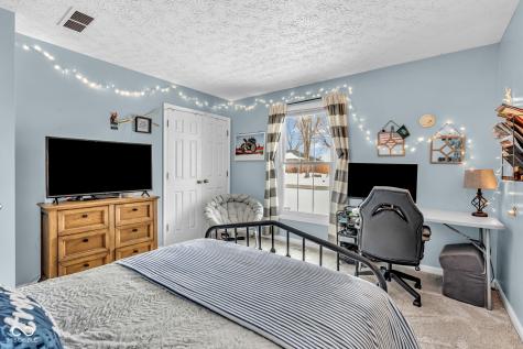 10345 Whispering Winds Street Indianapolis IN 46234