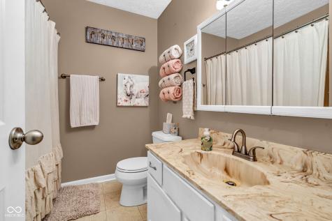 10345 Whispering Winds Street Indianapolis IN 46234