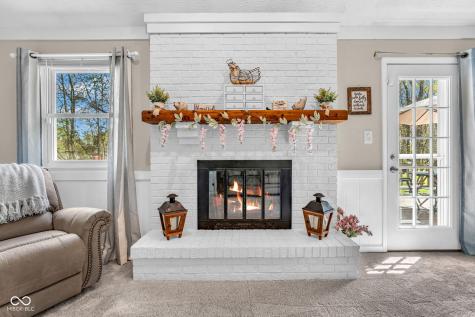10345 Whispering Winds Street Indianapolis IN 46234