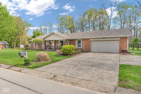10345 Whispering Winds Street Indianapolis IN 46234