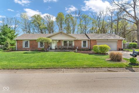 10345 Whispering Winds Street Indianapolis IN 46234