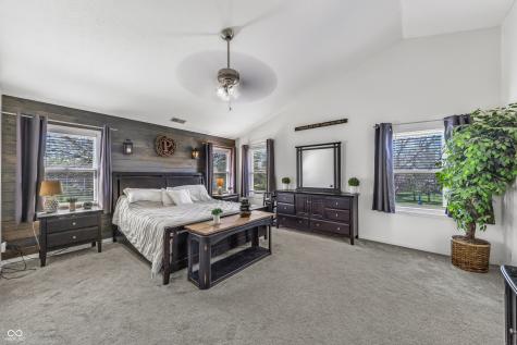 12231 Geist Cove Drive Indianapolis IN 46236