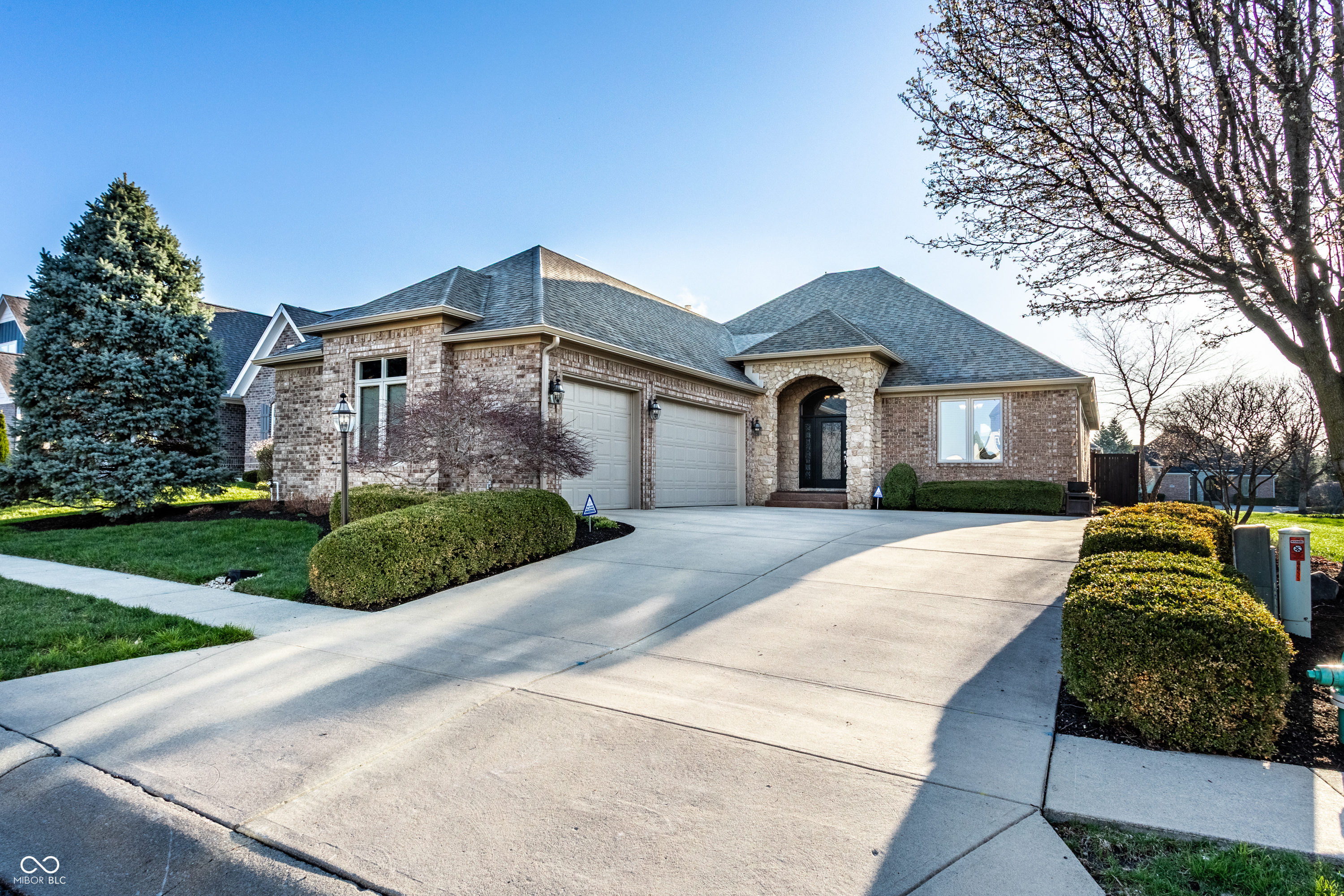 6639 Flowstone Way Indianapolis IN 46237