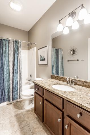 6639 Flowstone Way Indianapolis IN 46237