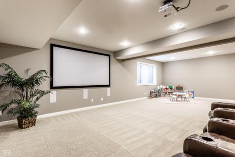 6639 Flowstone Way Indianapolis IN 46237