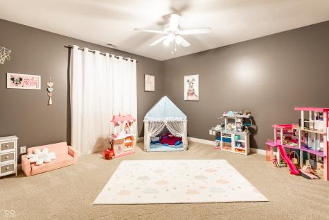 6639 Flowstone Way Indianapolis IN 46237