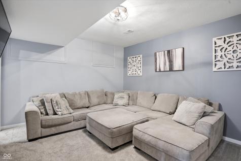 6502 Calais Circle Indianapolis IN 46220