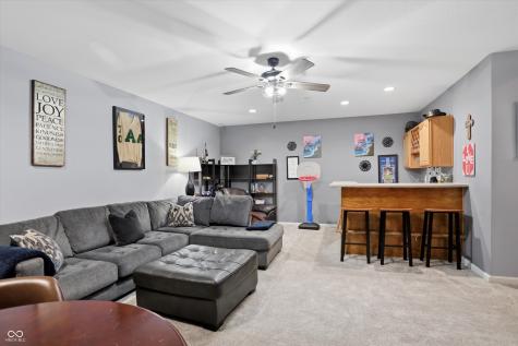 6502 Calais Circle Indianapolis IN 46220