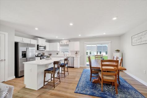 2748 Stonebridge Drive Lebanon IN 46052