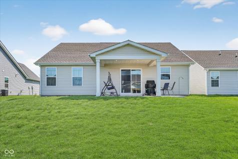 2748 Stonebridge Drive Lebanon IN 46052