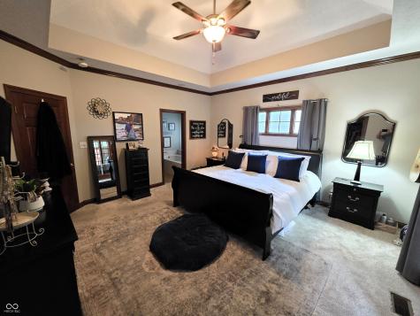 2418 Somerset Circle Franklin IN 46131