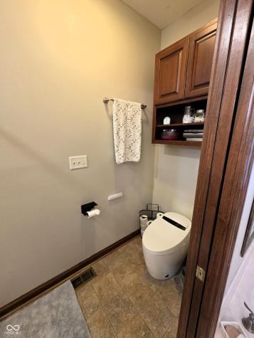 2418 Somerset Circle Franklin IN 46131